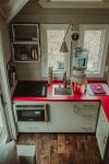 That red kitchen counter in the Red  